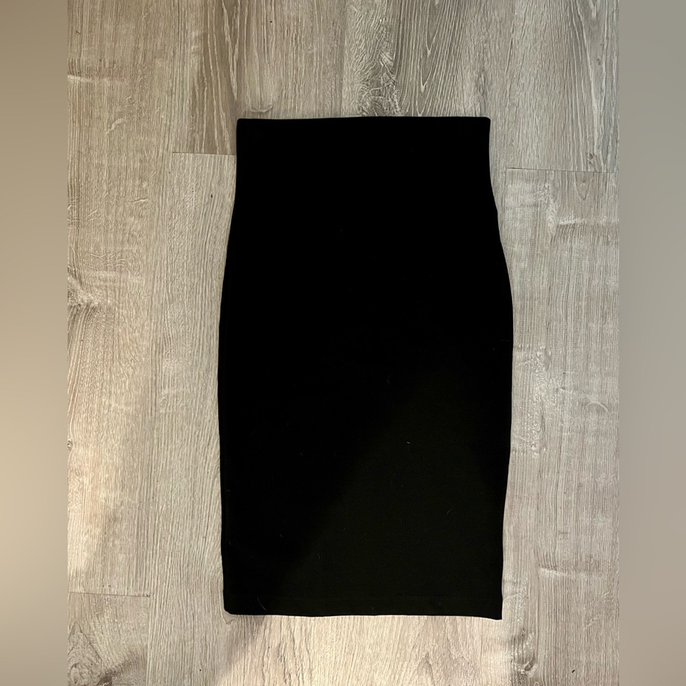 Windsor Pencil Midi Skirt - Black